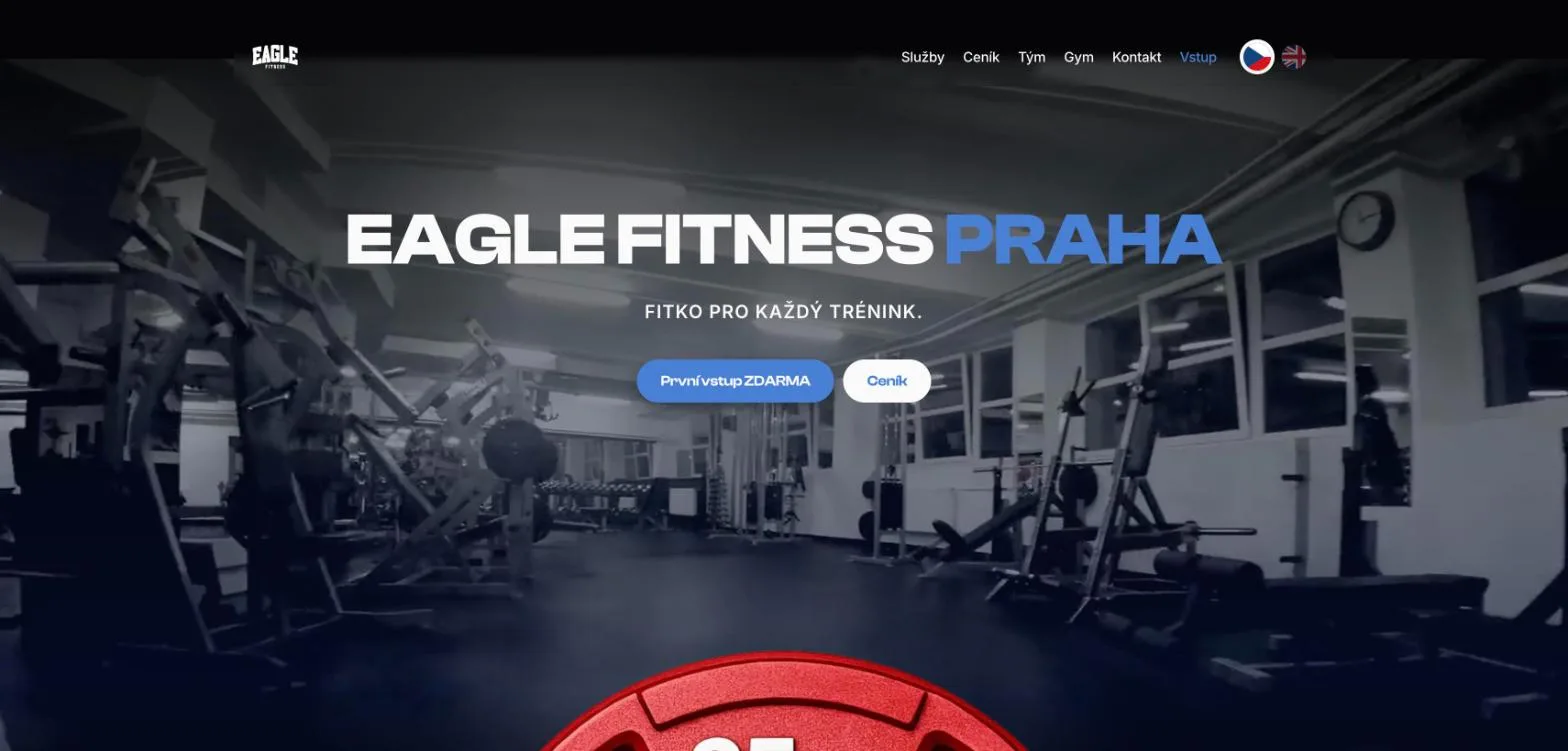 Úvodní stránka webu Eagle Fitness na počítači